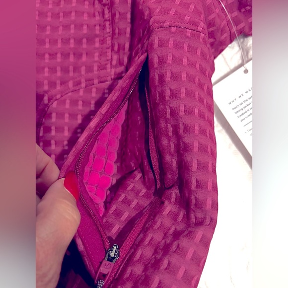 Water-🩷Repellent Fleece Hiking Jacket NWT🩷pink/berry ! Very soft ! Size 8 - Picture 10 of 16